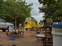 DH8004682  Une compagnie de téléphone fait du démarchage auprès des clients du maquis "La fraîcheur"