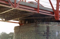 large00030430-76